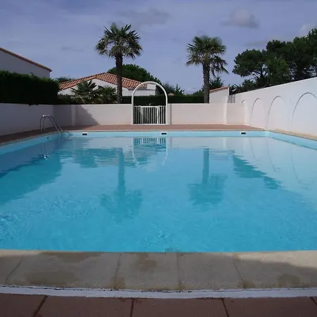 Maisonnette Cosy Avec Acces Direct - Fr-1-194-450 * La Tranche-sur-Mer