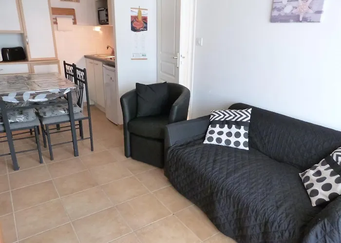 Maisonnette Cosy Avec Acces Direct - Fr-1-194-450