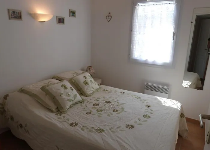 Maisonnette Cosy Avec Acces Direct - Fr-1-194-450