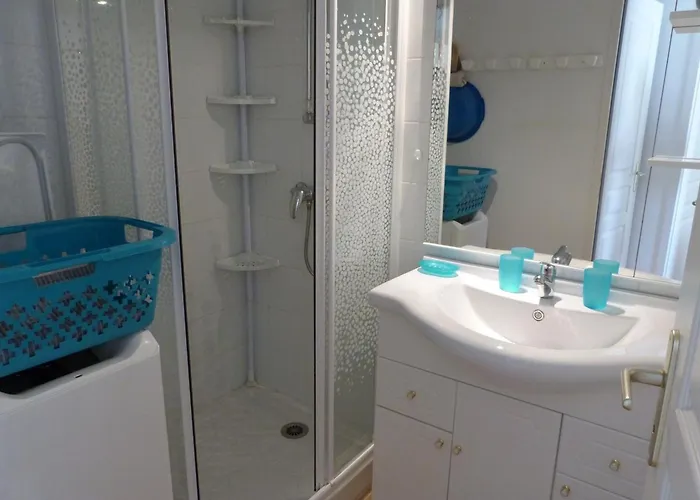 Maisonnette Cosy Avec Acces Direct - Fr-1-194-450